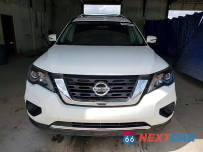 Piąte zdjęcie samochodu w środku: 2018 NISSAN PATHFINDER S VIN:5N1DR2MNXJC657733 - miniatura