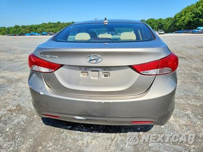 Zdjęcie 6 z 12 samochodu: 2013 HYUNDAI ELANTRA GLS VIN:5NPDH4AE8DH323135 - miniatura