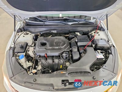Zdjęcie 11 z 12 samochodu: 2018 KIA OPTIMA S VIN:5XXGT4L33JG240503 - miniatura