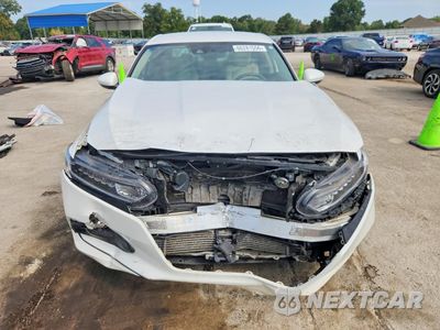 Piąte zdjęcie samochodu w środku: 2018 HONDA ACCORD LX VIN:1HGCV1F11JA136090 - miniatura
