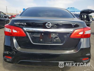 Zdjęcie 6 z 12 samochodu: 2018 NISSAN SENTRA S VIN:3N1AB7AP2JY300118 - miniatura
