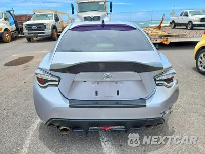 Zdjęcie 6 z 12 samochodu: 2017 TOYOTA 86 BASE VIN:JF1ZNAA1XH8705543 - miniatura