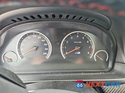 Zdjęcie 9 z 12 samochodu: 2016 BMW M5 VIN:WBSFV9C5XGG343609 - miniatura