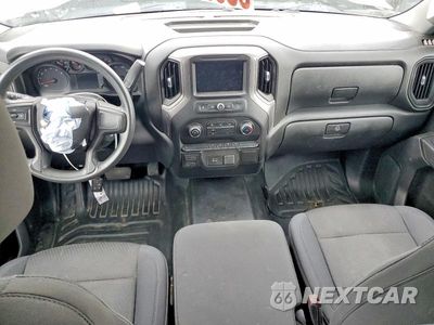 Zdjęcie 8 z 12 samochodu: 2019 CHEVROLET SILVERADO C1500 VIN:1GCRWAEH8KZ259649 - miniatura