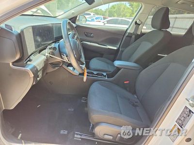 Zdjęcie 7 z 14 samochodu: 2025 HYUNDAI KONA SEL VIN:KM8HC3A63SU031216 - miniatura
