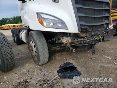 Zdjęcie 13 z 13 samochodu: 2023 FREIGHTLINER CASCADIA 116 SEMI TRUCK VIN:3AKJHTDV9PSUP4555 - miniatura