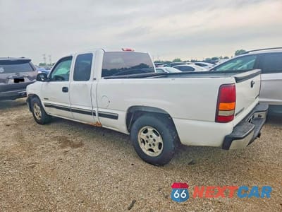 Drugie zdjęcie samochodu z przodu: 2002 CHEVROLET SILVERADO C1500 VIN:2GCEC19V521392546 - miniatura