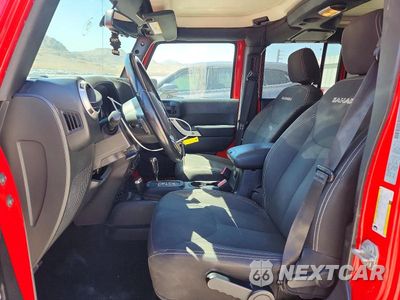 Zdjęcie 7 z 12 samochodu: 2018 JEEP WRANGLER UNLIMITED SAHARA VIN:1C4HJWEG8JL920791 - miniatura