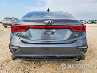 Zdjęcie 6 z 12 samochodu: 2019 KIA FORTE EX VIN:3KPF54AD4KE021562 - miniatura