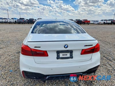 Zdjęcie 6 z 12 samochodu: 2018 BMW M550XI VIN:WBAJB9C54JB035377 - miniatura