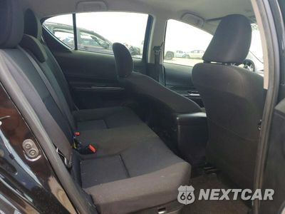 Zdjęcie 10 z 12 samochodu: 2015 TOYOTA PRIUS C THREE VIN:JTDKDTB32F1108290 - miniatura