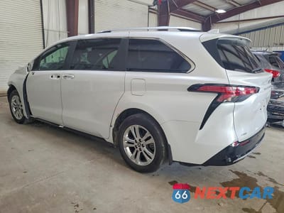 Drugie zdjęcie samochodu z przodu: 2024 TOYOTA SIENNA PLATINUM 7-PASSENGER VIN:5TDESKFCXRS127295 - miniatura