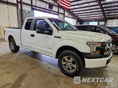 Czwarte zdjęcie samochodu z boku: 2017 FORD F150 SUPER CAB VIN:1FTEX1EP8HFC92292 - miniatura