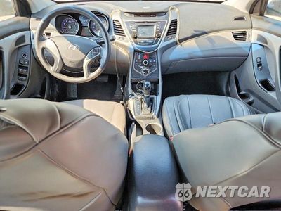 Zdjęcie 8 z 12 samochodu: 2015 HYUNDAI ELANTRA SE VIN:5NPDH4AE2FH610604 - miniatura