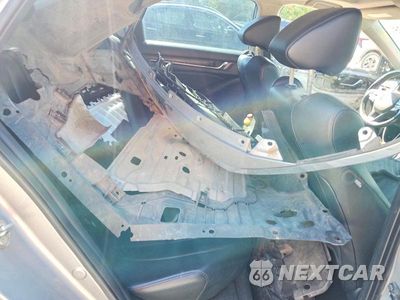 Zdjęcie 12 z 13 samochodu: 2018 HONDA ACCORD TOURING VIN:1HGCV1F90JA041655 - miniatura