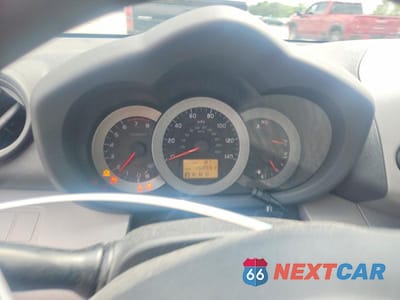 Zdjęcie 9 z 12 samochodu: 2006 TOYOTA RAV4 BASE VIN:JTMBD35VX65038690 - miniatura