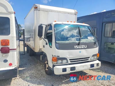 Czwarte zdjęcie samochodu z boku: 2005 ISUZU NPR BOX TRUCK VIN:JALC4B16857015259 - miniatura