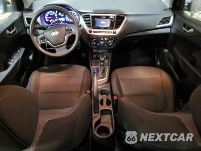 Zdjęcie 8 z 12 samochodu: 2019 HYUNDAI ACCENT SE VIN:3KPC24A39KE070288 - miniatura