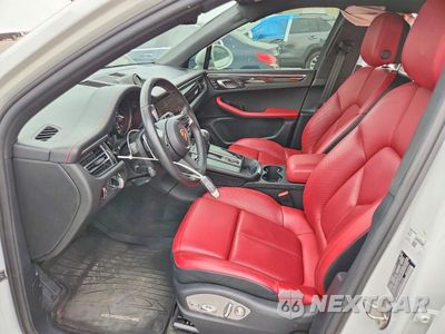 Zdjęcie 7 z 12 samochodu: 2022 PORSCHE MACAN VIN:WP1AA2A56NLB11616 - miniatura