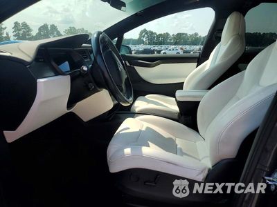 Zdjęcie 7 z 13 samochodu: 2018 TESLA MODEL X VIN:5YJXCBE26JF137717 - miniatura