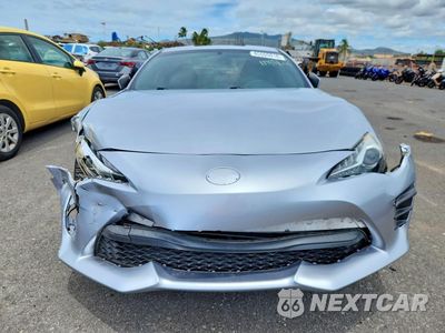 Piąte zdjęcie samochodu w środku: 2017 TOYOTA 86 BASE VIN:JF1ZNAA1XH8705543 - miniatura