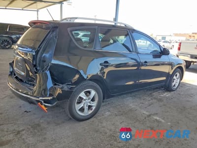 Trzecie zdjęcie samochodu z tyłu: 2011 HYUNDAI ELANTRA TOURING GLS VIN:KMHDC8AE0BU122530 - miniatura