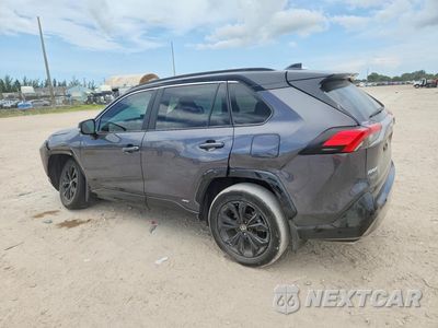 Drugie zdjęcie samochodu z przodu: 2024 TOYOTA RAV4 XSE VIN:2T3E6RFV5RW061039 - miniatura
