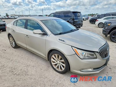 Czwarte zdjęcie samochodu z boku: 2015 BUICK LACROSSE VIN:1G4GB5G35FF110565 - miniatura