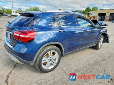 Trzecie zdjęcie samochodu z tyłu: 2020 MERCEDES-BENZ GLA 250 4MATIC VIN:WDCTG4GB3LJ681321 - miniatura