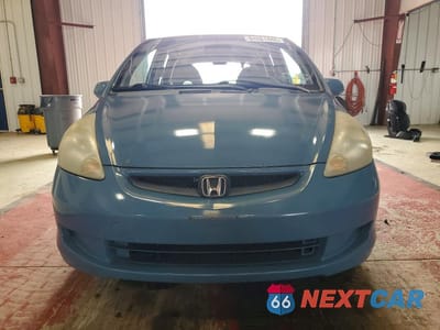 Piąte zdjęcie samochodu w środku: 2007 HONDA FIT VIN:JHMGD37467S066952 - miniatura