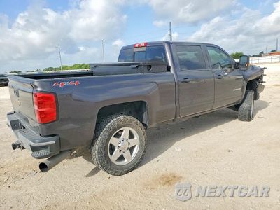 Trzecie zdjęcie samochodu z tyłu: 2015 CHEVROLET SILVERADO K2500 HEAVY DUTY LT VIN:1GC1KVE84FF594964 - miniatura