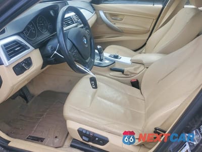 Zdjęcie 7 z 12 samochodu: 2013 BMW 328 XI SULEV VIN:WBA3B5C55DF594192 - miniatura