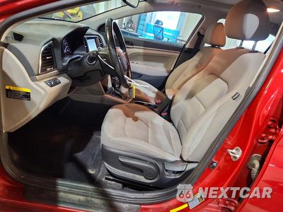 Zdjęcie 7 z 12 samochodu: 2018 HYUNDAI ELANTRA VALUE EDITION VIN:5NPD84LF3JH289378 - miniatura