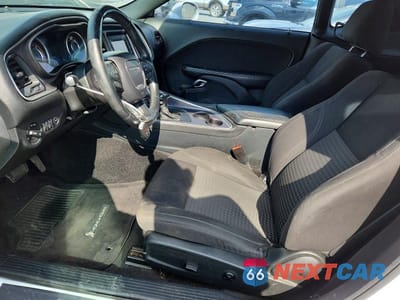 Zdjęcie 7 z 12 samochodu: 2015 DODGE CHALLENGER SXT VIN:2C3CDZAT3FH702305 - miniatura
