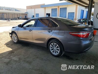 Drugie zdjęcie samochodu z przodu: 2017 TOYOTA CAMRY LE VIN:4T1BF1FK5HU741895 - miniatura
