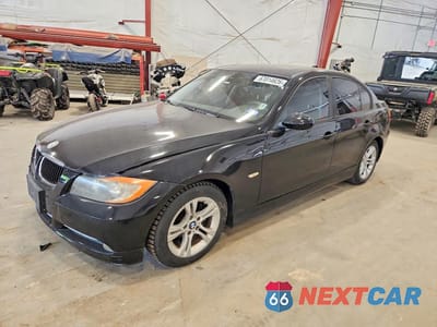 2008 BMW 328 I WBAVA37518NL44180 - główne zdjęcie licytacji z USA - miniatura