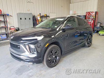 2024 BUICK ENCORE GX SPORT TOURING KL4AMESL1RB190917 - główne zdjęcie licytacji z USA - miniatura