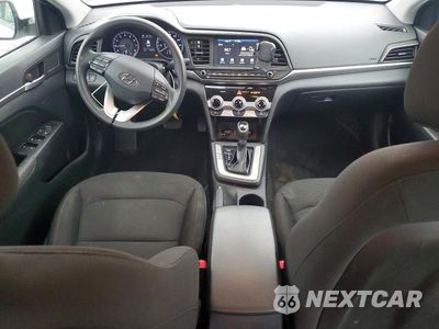 Zdjęcie 8 z 13 samochodu: 2019 HYUNDAI ELANTRA SEL VIN:5NPD84LF2KH458341 - miniatura