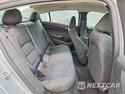 Zdjęcie 10 z 12 samochodu: 2016 CHEVROLET CRUZE LS VIN:1G1BC5SM2G7253778 - miniatura