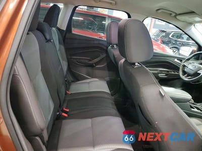 Zdjęcie 11 z 13 samochodu: 2017 FORD ESCAPE SE VIN:1FMCU9GD1HUA86966 - miniatura