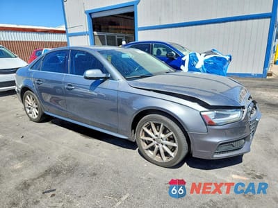 Czwarte zdjęcie samochodu z boku: 2015 AUDI A4 PREMIUM VIN:WAUAFAFL1FN014993 - miniatura