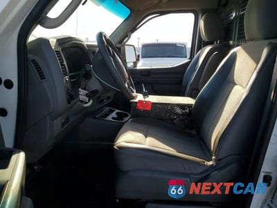Zdjęcie 7 z 13 samochodu: 2014 NISSAN NV 2500 HD S VIN:1N6AF0LX6EN101918 - miniatura