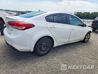 Trzecie zdjęcie samochodu z tyłu: 2017 KIA FORTE LX VIN:3KPFL4A7XHE130293 - miniatura