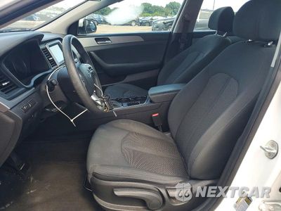 Zdjęcie 7 z 12 samochodu: 2019 HYUNDAI SONATA SE VIN:5NPE24AF3KH781581 - miniatura