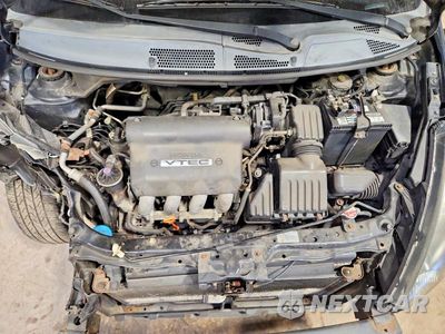 Zdjęcie 11 z 12 samochodu: 2007 HONDA FIT VIN:JHMGD38447S002455 - miniatura
