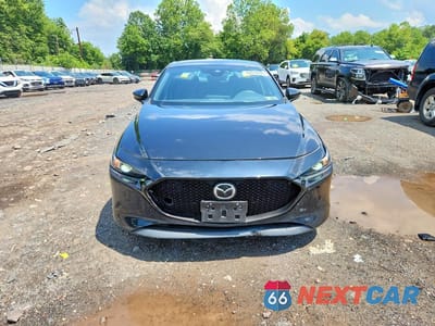 Piąte zdjęcie samochodu w środku: 2021 MAZDA 3 SELECT VIN:JM1BPBKL7M1313392 - miniatura