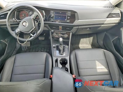 Zdjęcie 8 z 12 samochodu: 2021 VOLKSWAGEN JETTA S VIN:3VWC57BU4MM065196 - miniatura