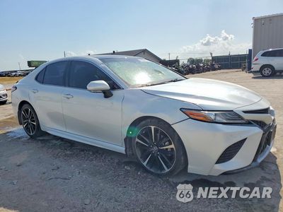 Czwarte zdjęcie samochodu z boku: 2018 TOYOTA CAMRY XSE V6 VIN:4T1BZ1HK8JU018150 - miniatura