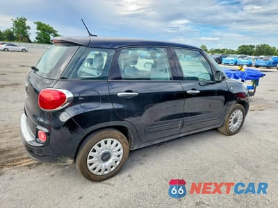 Trzecie zdjęcie samochodu z tyłu: 2016 FIAT 500L POP VIN:ZFBCFAAH5GZ038354 - miniatura