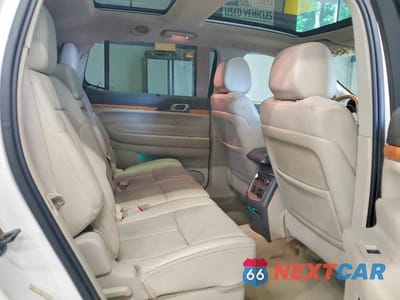 Zdjęcie 11 z 13 samochodu: 2012 LINCOLN MKT VIN:2LMHJ5AT4CBL50207 - miniatura